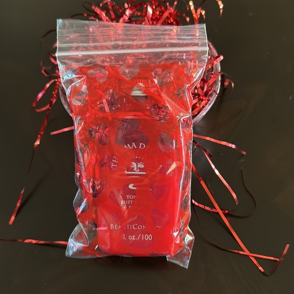 BeautiControl Toning Bust and Neck Serum - Picture 4 of 4